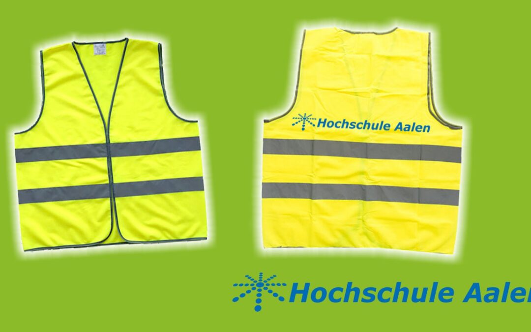 Hochschule Aalen mit Sicherheitswesten.